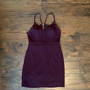 Maroon detailed back dress